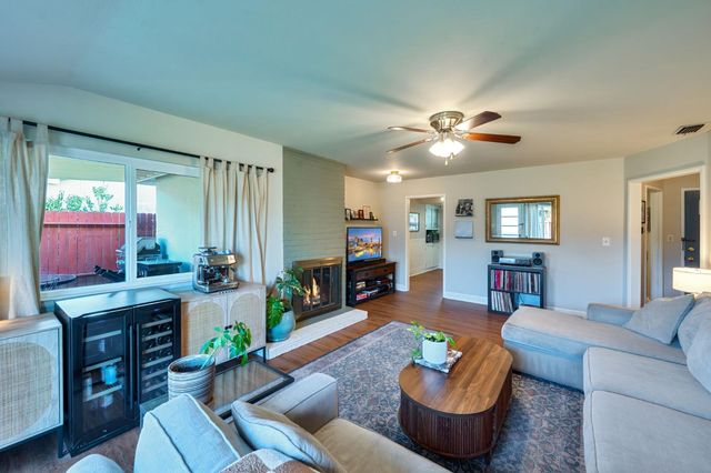 3117 Berkshire Way, Sacramento, CA 95864