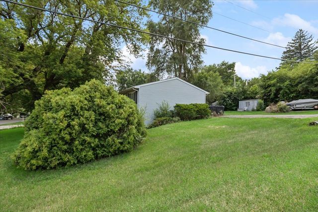 5505 Lucina Avenue, Mchenry, IL 60050