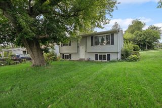 5505 Lucina Avenue, Mchenry, IL 60050