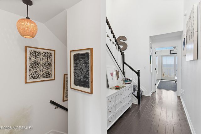 14 Lighthouse Pt Road 604, Highlands, NJ 07732