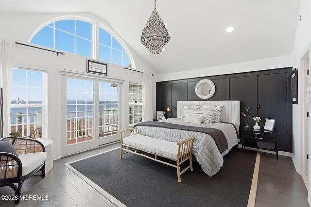 14 Lighthouse Pt Road 604, Highlands, NJ 07732