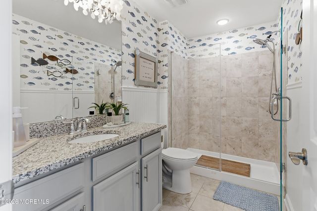 14 Lighthouse Pt Road 604, Highlands, NJ 07732