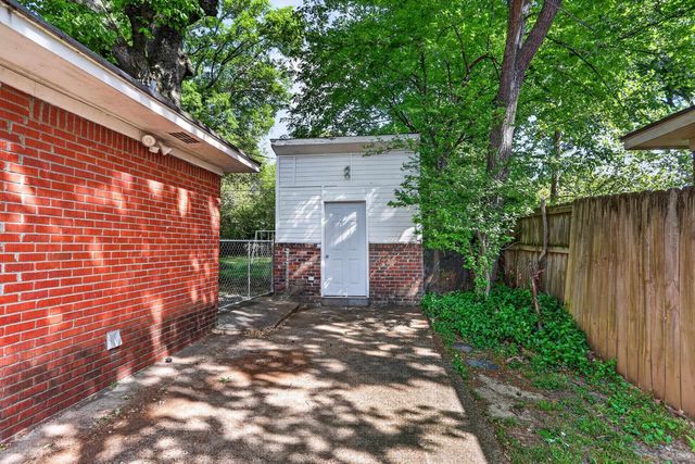 4924 VERNE RD, Memphis, TN 38117