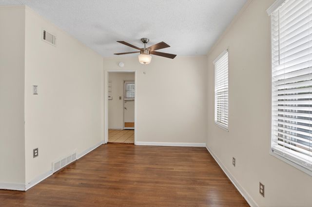 4924 VERNE RD, Memphis, TN 38117