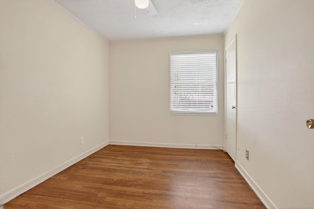 4924 VERNE RD, Memphis, TN 38117