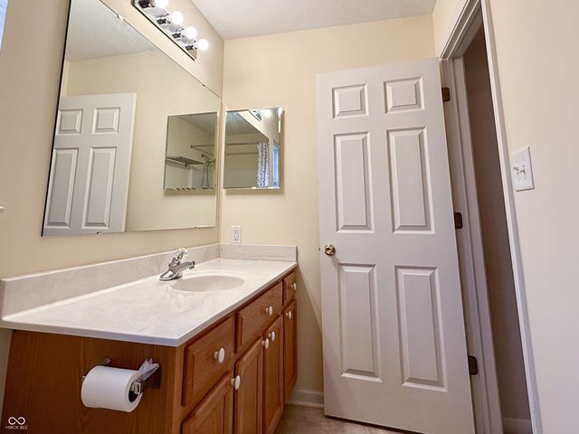 5813 Stone Pine Trail, Carmel, IN 46033