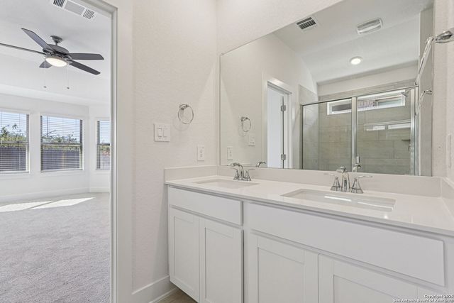 15555 Comanche Deer, San Antonio, TX 78233