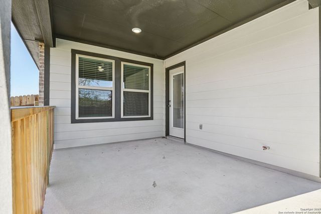 15555 Comanche Deer, San Antonio, TX 78233