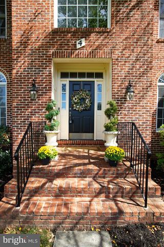 4 TALLEY CT, Gaithersburg, MD 20878