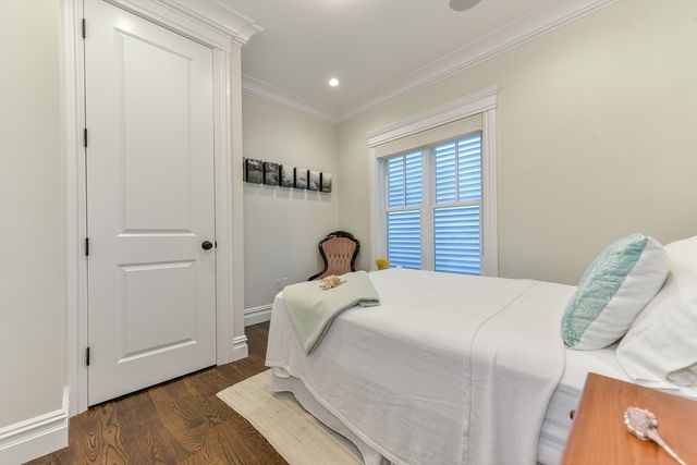 9 M St 2, Boston, MA 02127