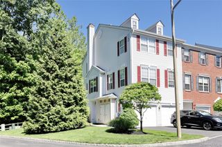141 Meadow Lane, Nanuet, NY 10954