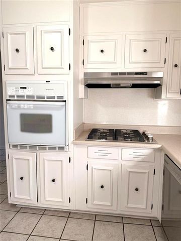 4359 Parkview Drive, Lithia Springs, GA 30122