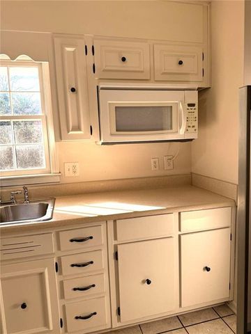 4359 Parkview Drive, Lithia Springs, GA 30122