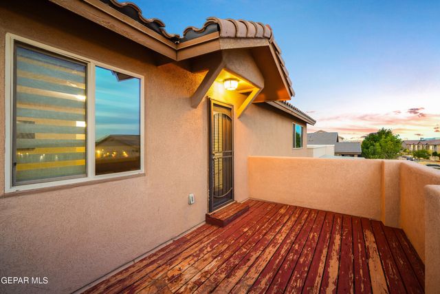 400 Majestic Crown Road, El Paso, TX 79928