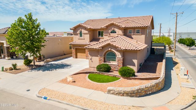 400 Majestic Crown Road, El Paso, TX 79928