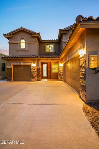 400 Majestic Crown Road, El Paso, TX 79928