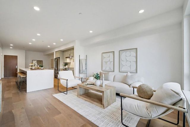 400 El Camino Real 107, Belmont, CA 94002