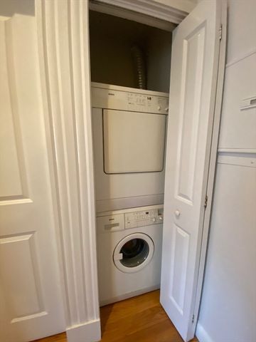 380 Columbus Avenue 3, Boston, MA 02116