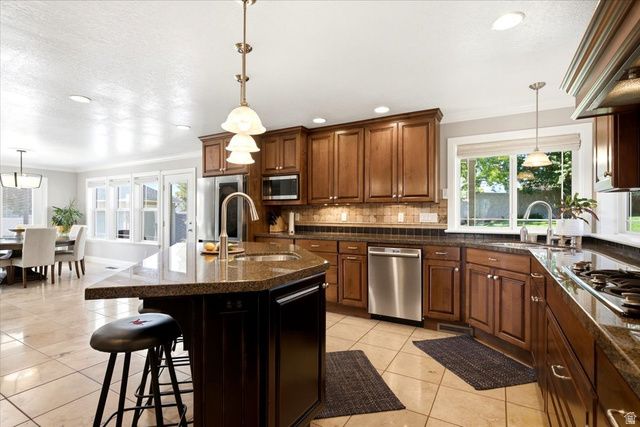 1591 E 275 N, Layton, UT 84040