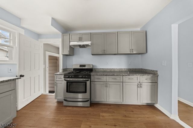 1029 Kipling Rd, Elizabeth City, NJ 07208