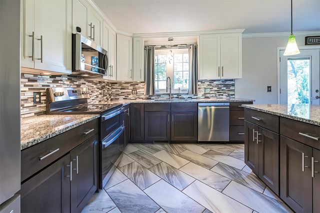4709 LAWNDALE Drive, Erie, PA 16506