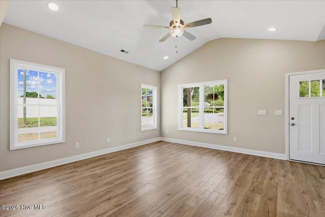 311 N Wilson Avenue, Dunn, NC 28334