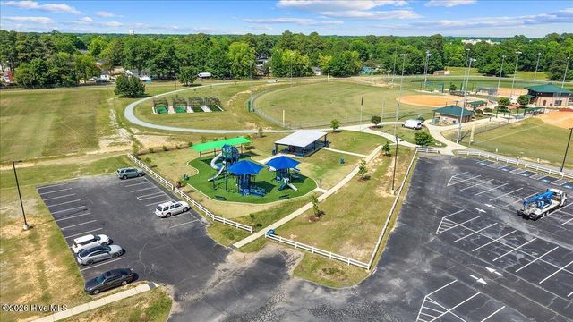311 N Wilson Avenue, Dunn, NC 28334