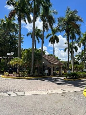 14020 SW 90th Ter 14020, Miami, FL 33186