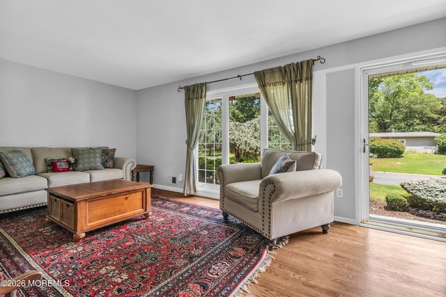154 Parkview Terrace, Lincroft, NJ 07738