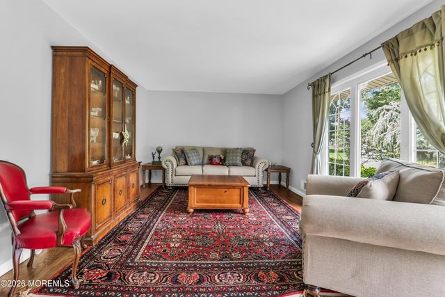 154 Parkview Terrace, Lincroft, NJ 07738