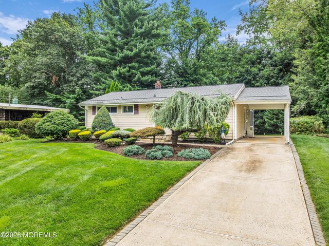 154 Parkview Terrace, Lincroft, NJ 07738