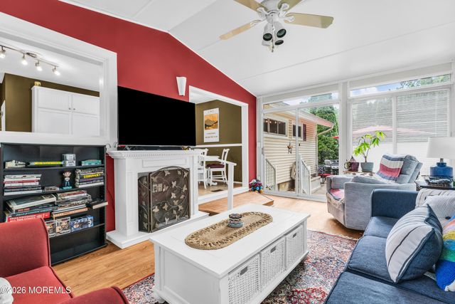 154 Parkview Terrace, Lincroft, NJ 07738