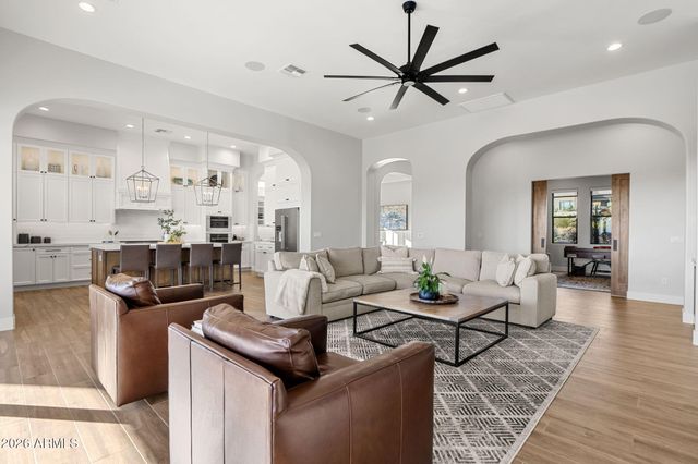 7353 E FOREST TRAIL Circle, Mesa, AZ 85207