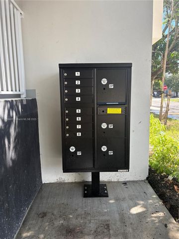 85 NE 55th St 7, Miami, FL 33137