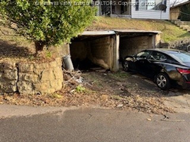 820 Mathews Avenue, Charleston, WV 25302