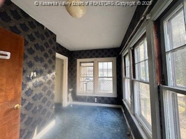 820 Mathews Avenue, Charleston, WV 25302