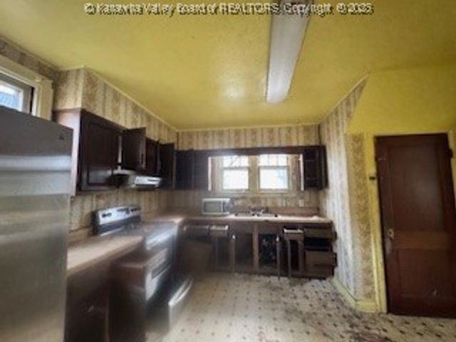 820 Mathews Avenue, Charleston, WV 25302