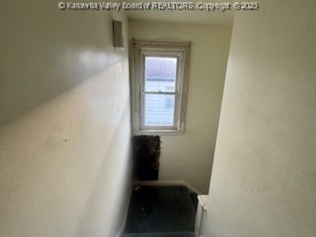 820 Mathews Avenue, Charleston, WV 25302