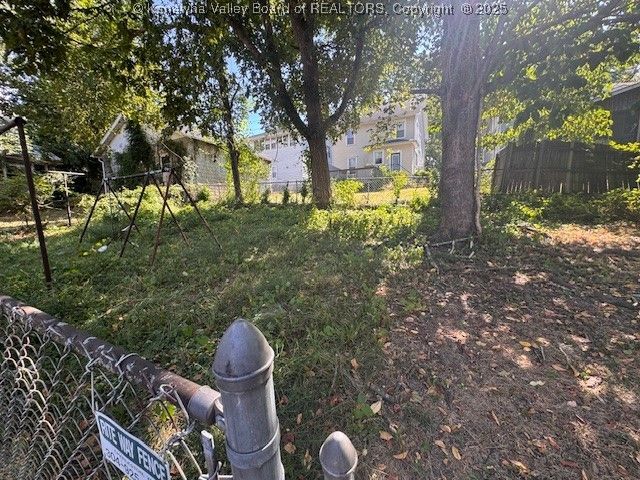 820 Mathews Avenue, Charleston, WV 25302