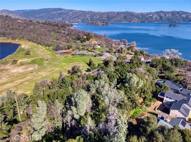 2999 Buckingham Dr., Kelseyville, CA 95451