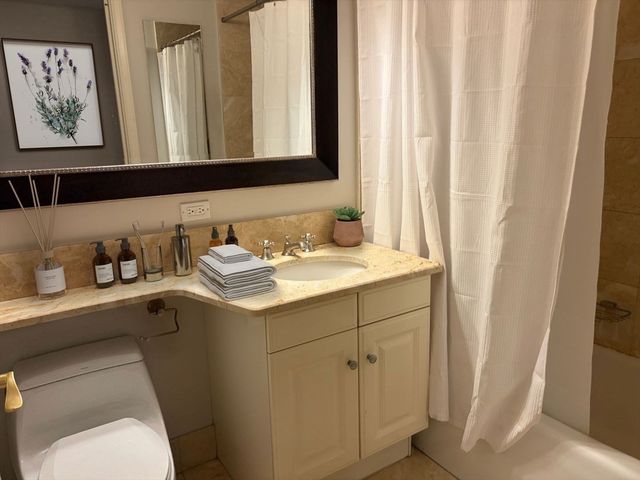 3 Avery St 608, Boston, MA 02111