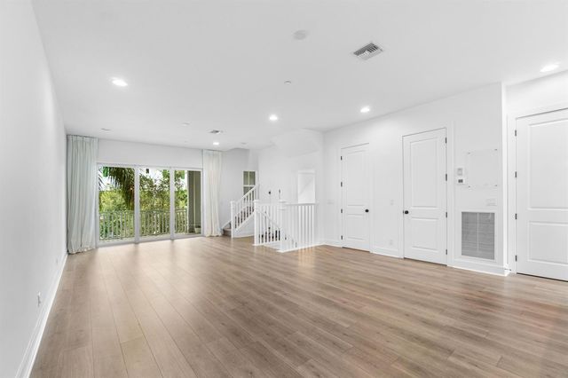12624 Machiavelli Way, Palm Beach Gardens, FL 33418