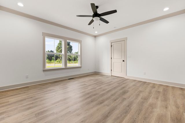 125 Cascade Drive, Rossville, GA 30741