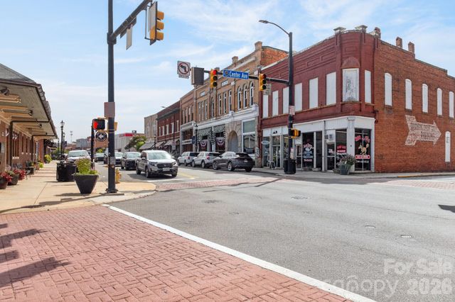 524 Jakes Ridge Lane, Mooresville, NC 28115