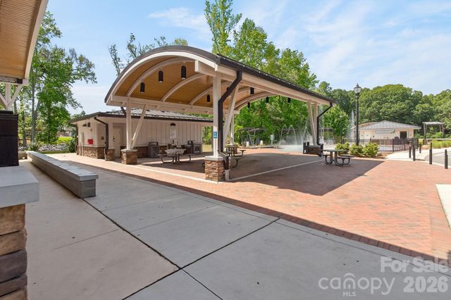 524 Jakes Ridge Lane, Mooresville, NC 28115