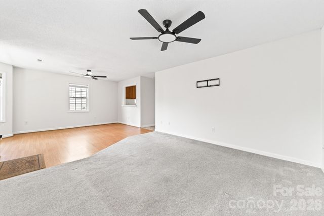 524 Jakes Ridge Lane, Mooresville, NC 28115