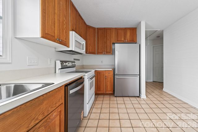 524 Jakes Ridge Lane, Mooresville, NC 28115