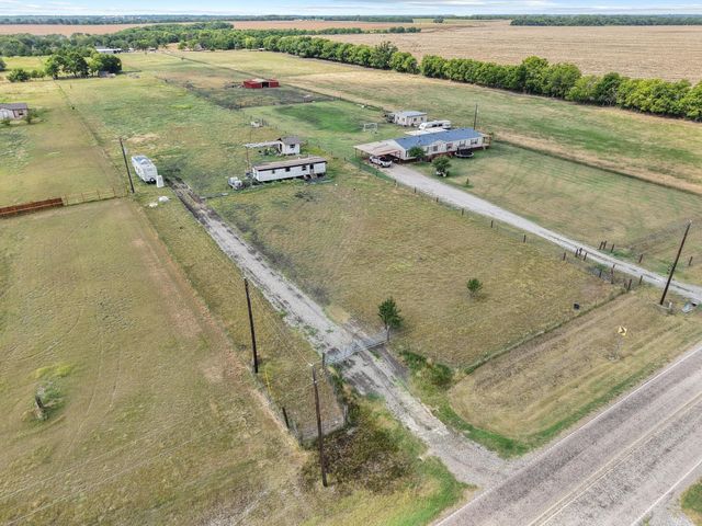 8300 Fm 697, Whitewright, TX 75491