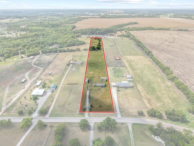 8300 Fm 697, Whitewright, TX 75491