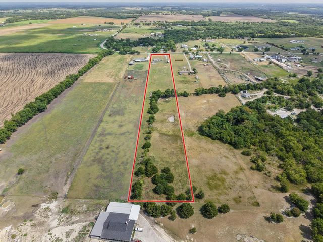 8300 Fm 697, Whitewright, TX 75491